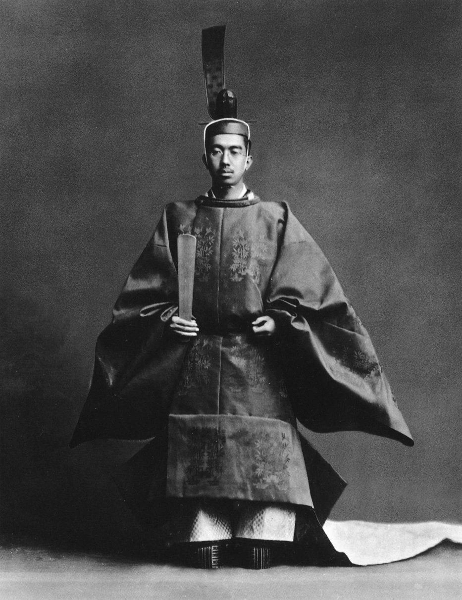 image-8185628-20_Japan_Hirohito.w640.jpg